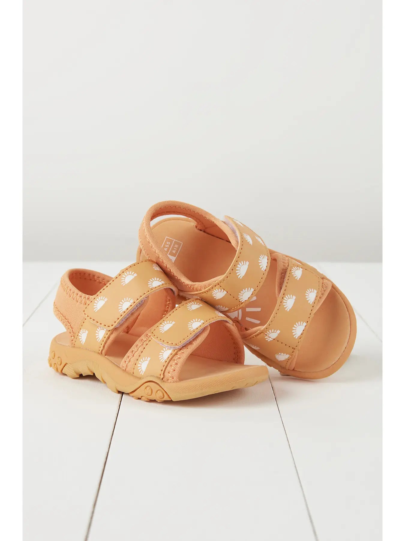 Grass & Air - Sandals - Peach